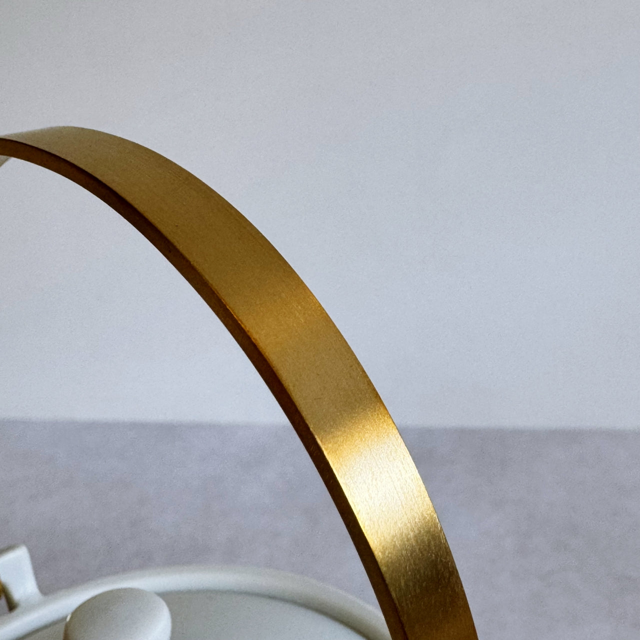 Frustum Teapot - Shiroai yū (白藍釉)