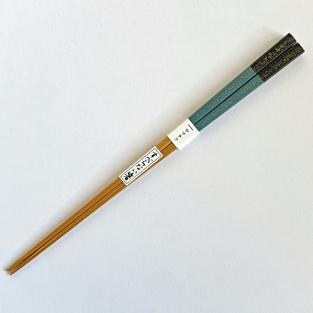 Yamachiku bamboo chopsticks Kinsha in blue. Handcrafted in Kumamoto, Japan. Available at Toka Ceramics.