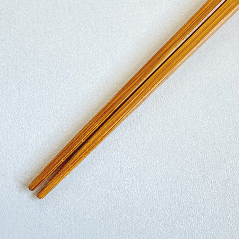 Yamachiku bamboo chopsticks Kinsha in blue. Handcrafted in Kumamoto, Japan. Available at Toka Ceramics.