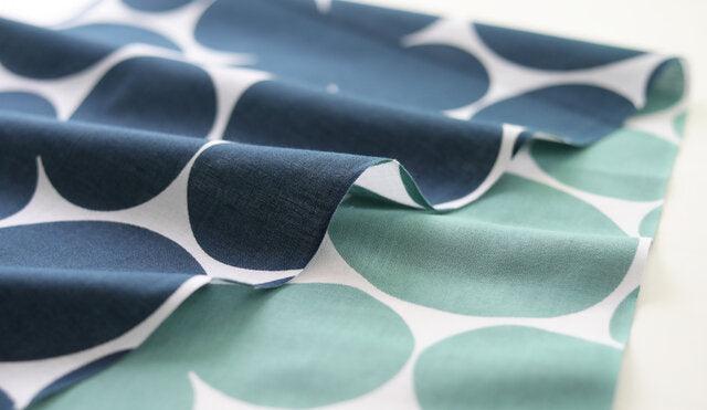 Hirali Japanese Tenugui, made from 100% cotton. Made in Sakai city, Osaka Japan. Available at Toka Ceramics.