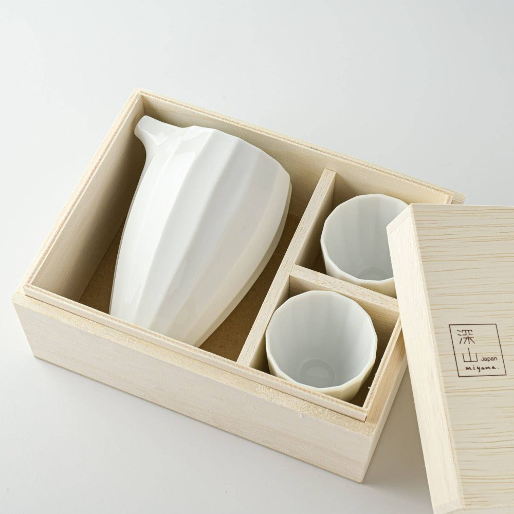 Miyama Hibiki Sake Set - Thumbnail 4