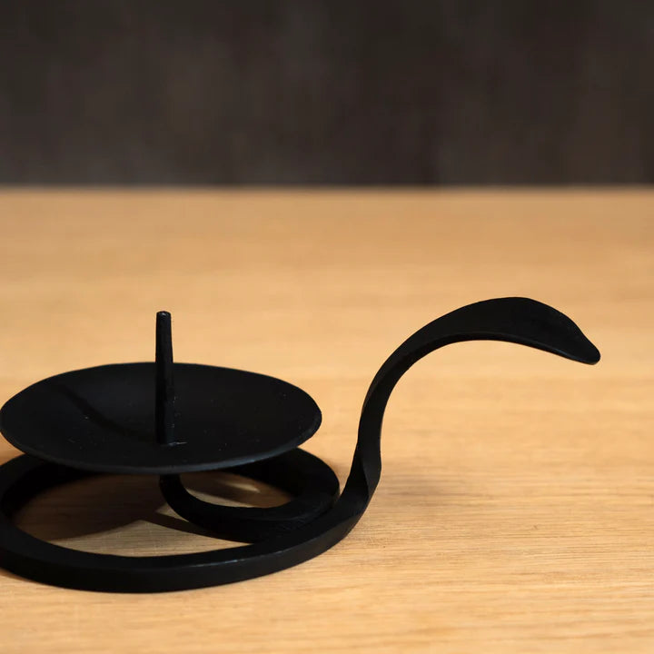 Iron Candle Holder (for 7–12cm candles)
